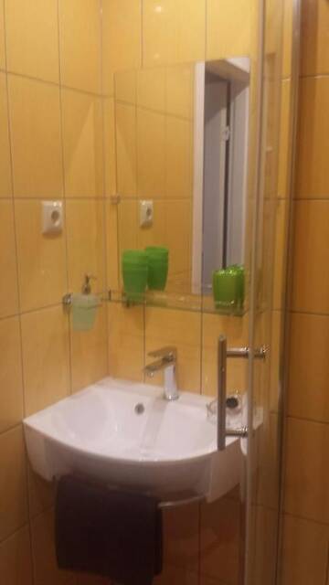 Фото номера Четырехместный номер Хостелы LLKC Hostel г. Озолниеки 75
